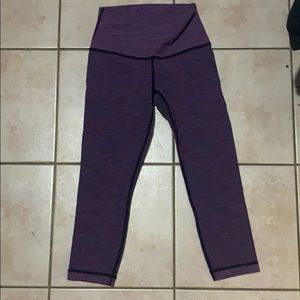 Lululemon high rise crop yoga pants